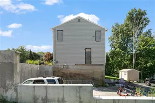 151 Hope Rd, Cranston, RI 02921 - Photo 39