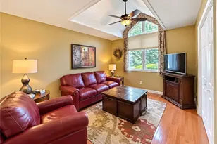 4 Shadow Brook Ln, Smithfield, RI 02917 - Photo 7