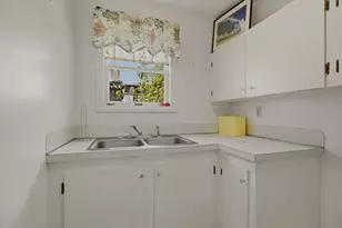 28 Merton Rd, Newport, RI 02840 - Photo 39