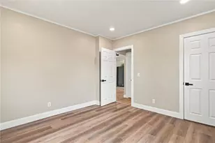 90 Natick Ave, Warwick, RI 02886 - Photo 15