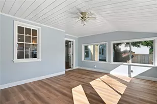 90 Natick Ave, Warwick, RI 02886 - Photo 17