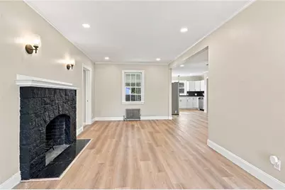 90 Natick Avenue, Warwick, RI 02886 - Photo 5