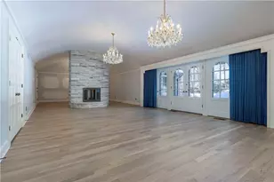 136 White Birch Cir, Scituate, RI 02831 - Photo 5