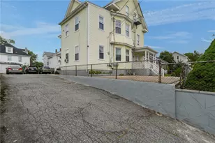 143 Garden St, Pawtucket, RI 02860 - Photo 25