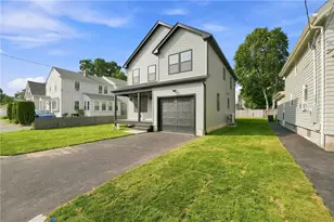 135 Owen Ave, Pawtucket, RI 02860 - Photo 47