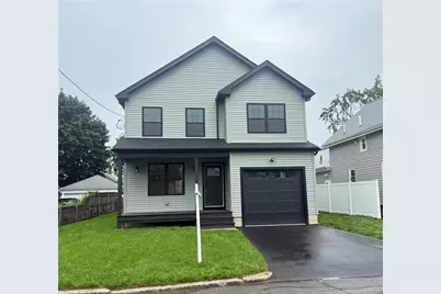 135 Owen Avenue, Pawtucket, RI 02860 - Photo 1