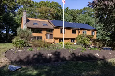 8 Robin Drive, North Kingstown, RI 02852 - Photo 3