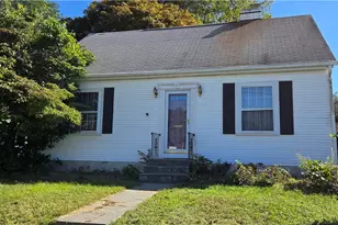 20 Intervale Rd, Cranston, RI 02910 - Photo 1