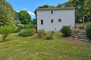 30 Earle Dr, North Kingstown, RI 02852 - Photo 7