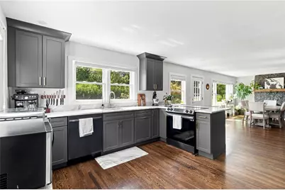 561 Boyds Lane, Portsmouth, RI 02871 - Photo 7