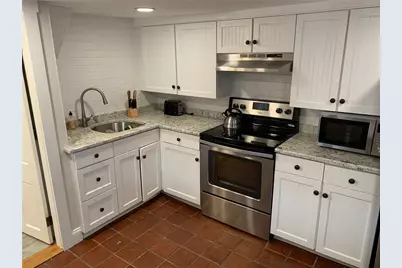 21 Pope Street #1, Newport, RI 02840 - Photo 7