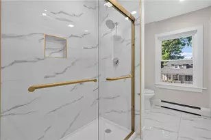 196 Sinclair Ave, Providence, RI 02907 - Photo 11