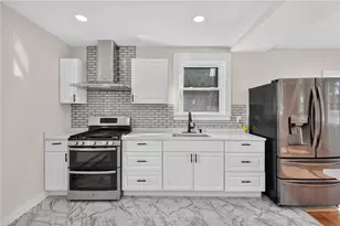 196 Sinclair Ave, Providence, RI 02907 - Photo 5