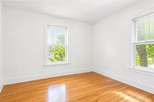 53 Wampanoag Trl, East Providence, RI 02915 - Photo 21
