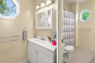53 Wampanoag Trl, East Providence, RI 02915 - Photo 19