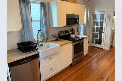 65 Roseneath Avenue, Newport, RI 02840 - Photo 5