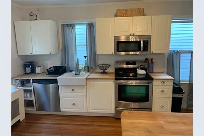 65 Roseneath Avenue, Newport, RI 02840 - Photo 7