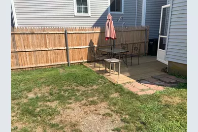 65 Roseneath Avenue, Newport, RI 02840 - Photo 3