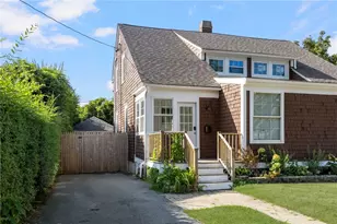 75 Old Fort Rd, Newport, RI 02840 - Photo 1