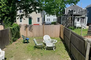 14 Grafton St, Newport, RI 02840 - Photo 3