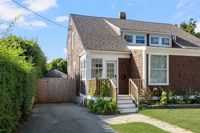 75 Old Fort Road, Newport, RI 02840 - Photo 1