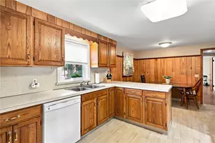 85 Moorland Ave, Providence, RI 02908 - Photo 9