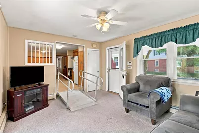 85 Moorland Avenue, Providence, RI 02908 - Photo 5