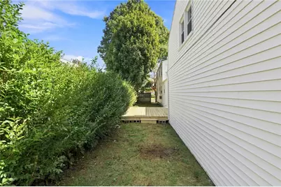 85 Moorland Avenue, Providence, RI 02908 - Photo 37