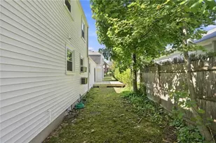 85 Moorland Ave, Providence, RI 02908 - Photo 35