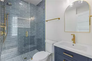 216 Spring St, Newport, RI 02840 - Photo 39