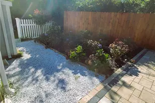 18 Palmer St, Newport, RI 02840 - Photo 23