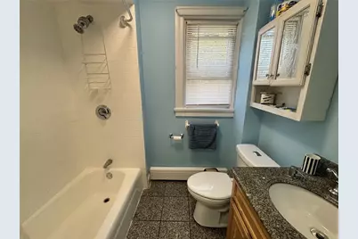 16 Grafton Street, Newport, RI 02840 - Photo 13