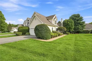 45 Fieldstone Dr, East Greenwich, RI 02818 - Photo 37