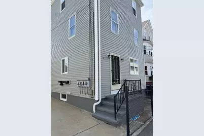 40 Bourne Street #1, Bristol, RI 02809 - Photo 1