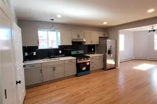 653 Douglas Ave, Providence, RI 02908 - Photo 7