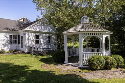 4202 Old Post Road, Charlestown, RI 02813 - Photo 5