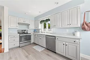 185 Kearns Ave, Tiverton, RI 02878 - Photo 21