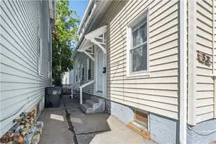 32 Ruggles St, Providence, RI 02908 - Photo 7