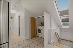 92 Pelham St, Newport, RI 02840 - Photo 7