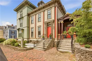 92 Pelham St, Newport, RI 02840 - Photo 1