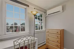 92 Pelham St, Newport, RI 02840 - Photo 19