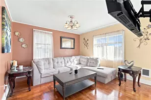 44 Lawn Ave, Pawtucket, RI 02860 - Photo 21
