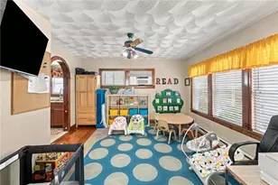 37 Homer St, Providence, RI 02905 - Photo 11
