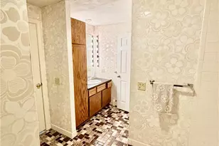 83 Arbor Dr, Providence, RI 02908 - Photo 9