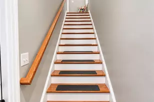 20 Fairview St, Providence, RI 02908 - Photo 13