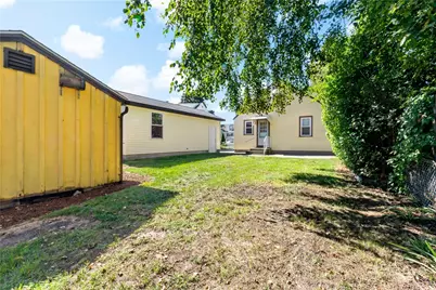 66 Larchmere Drive, East Providence, RI 02916 - Photo 15