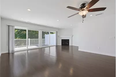3800 Post Road #5, Warwick, RI 02886 - Photo 9