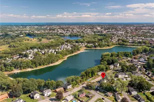 17 Boulevard Ave, Lincoln, RI 02865 - Photo 3