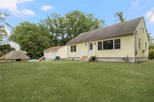 174 Ayrault Rd, East Greenwich, RI 02818 - Photo 37