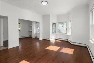 294 Admiral St, Providence, RI 02908 - Photo 3